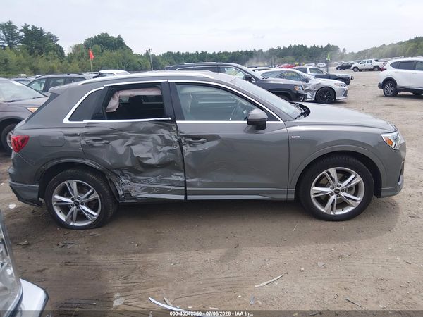 2022 AUDI Q3