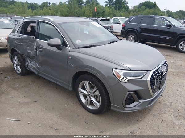 2022 AUDI Q3