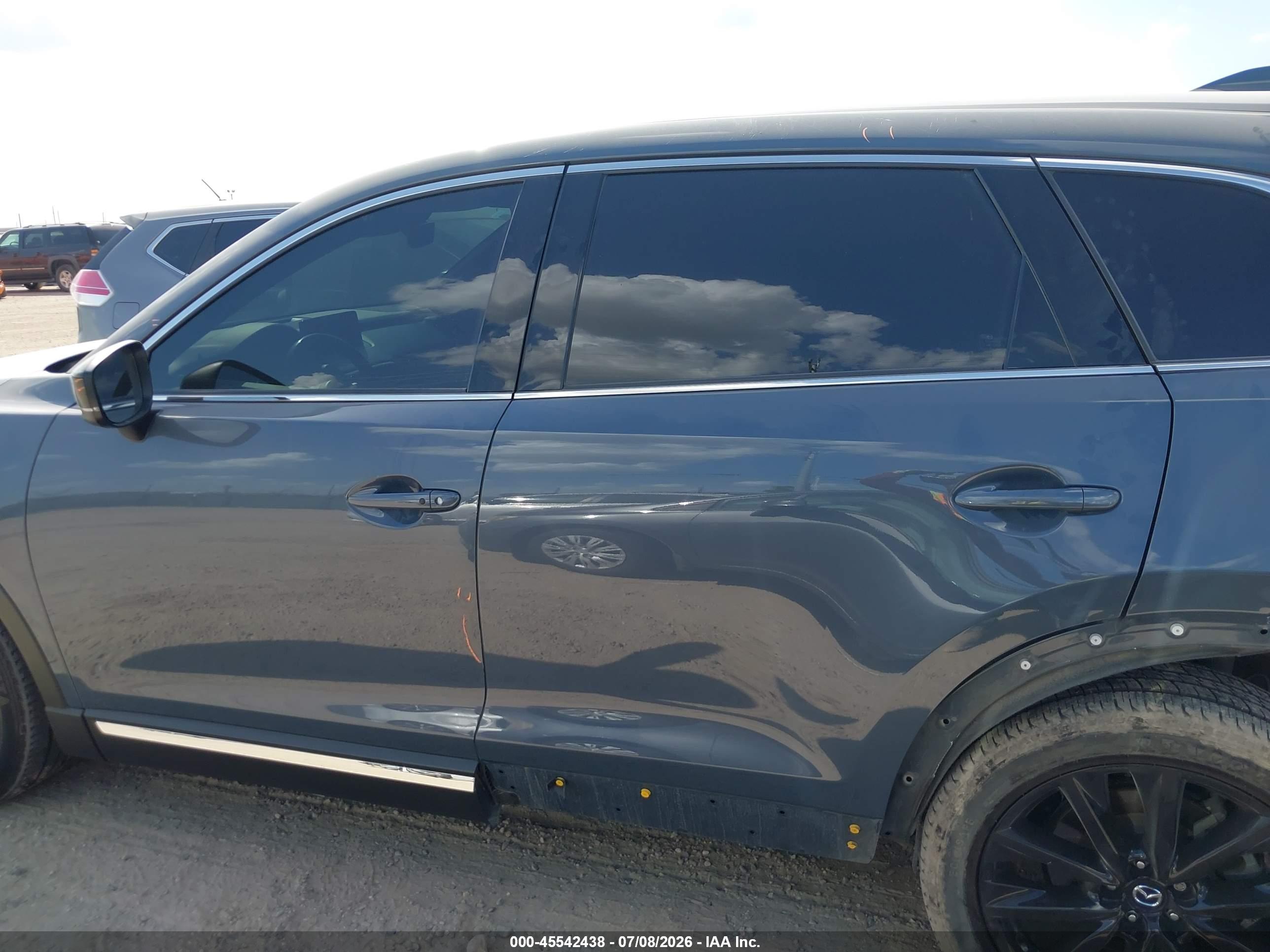 2023 MAZDA CX-9 CARBON EDITION