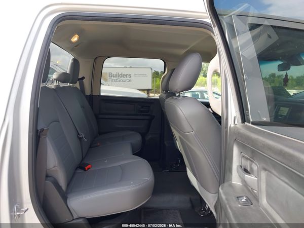 2018 RAM 1500 TRADESMAN  4X2 5'7 BOX