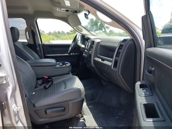 2018 RAM 1500 TRADESMAN  4X2 5'7 BOX