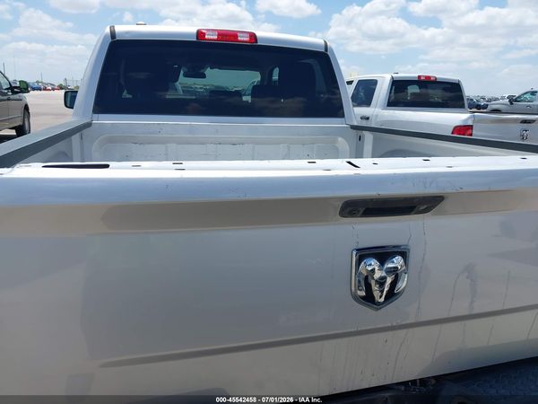 2018 RAM 1500 TRADESMAN  4X2 5'7 BOX