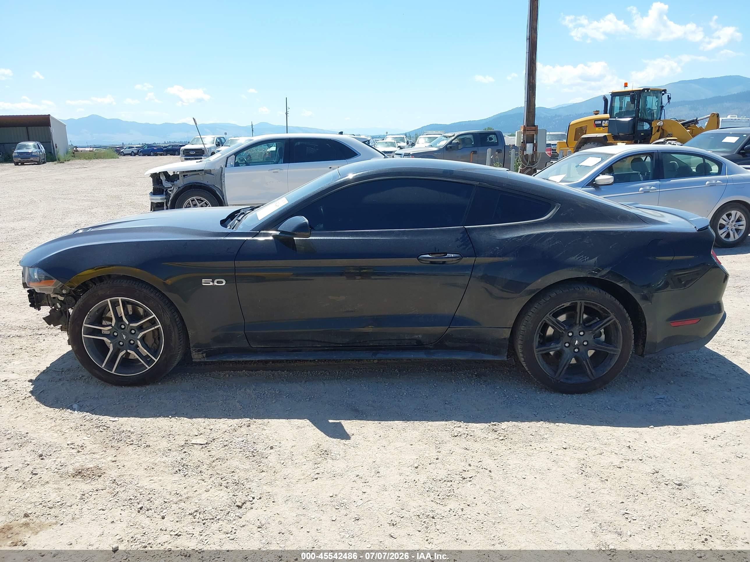 2018 FORD MUSTANG GT/GT PREMIUM