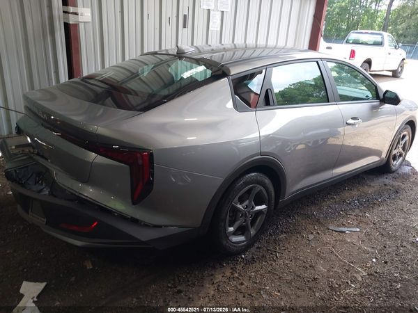 2025 KIA K4 LXS