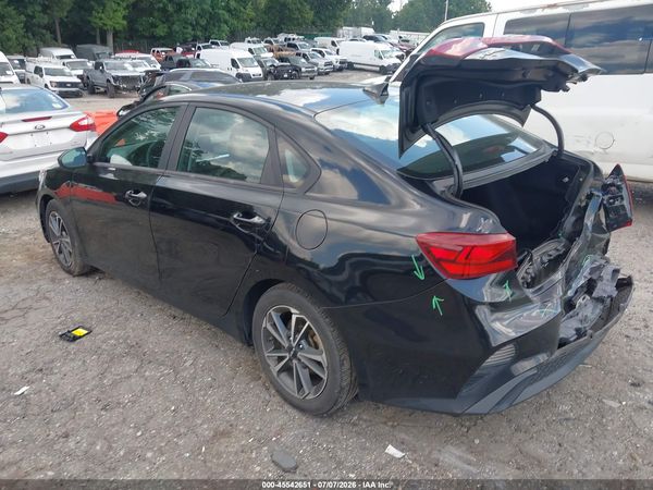 2022 KIA FORTE LXS