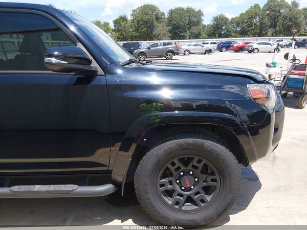 2023 TOYOTA 4RUNNER SR5 PREMIUM