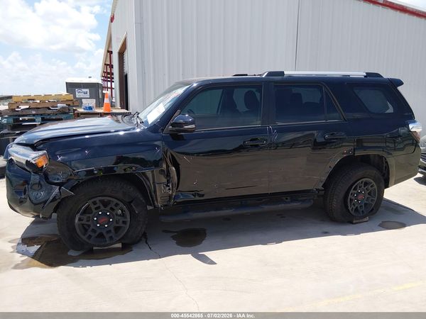 2023 TOYOTA 4RUNNER SR5 PREMIUM