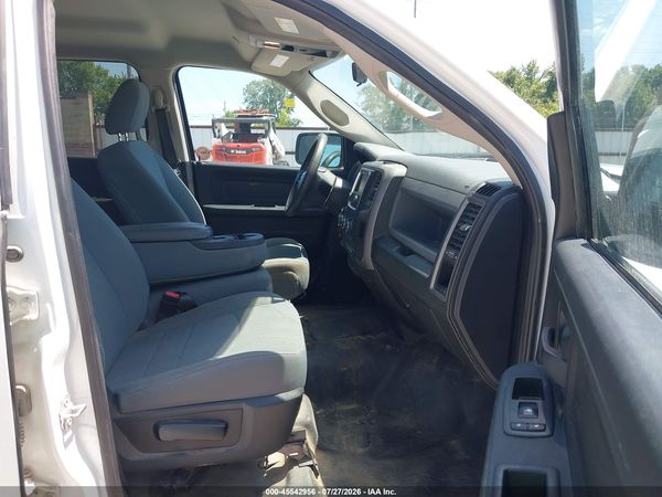 2019 RAM 1500 CLASSIC Tradesman, ST