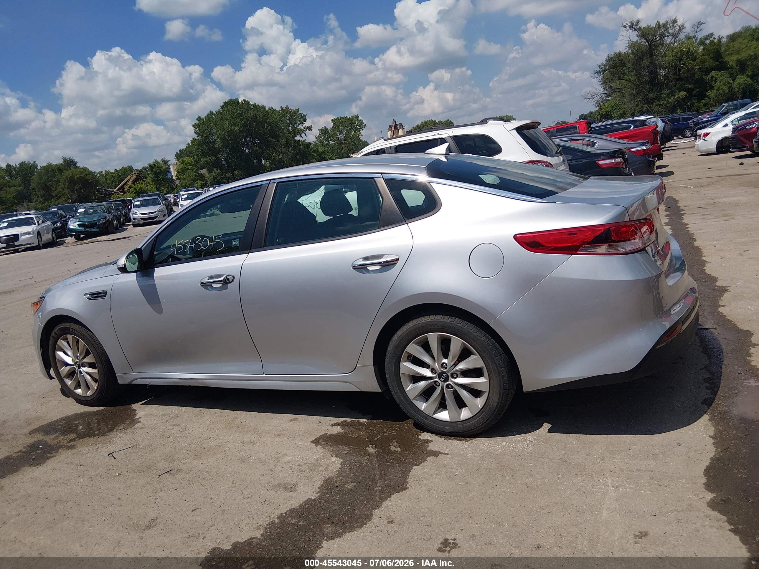 2016 KIA OPTIMA LX