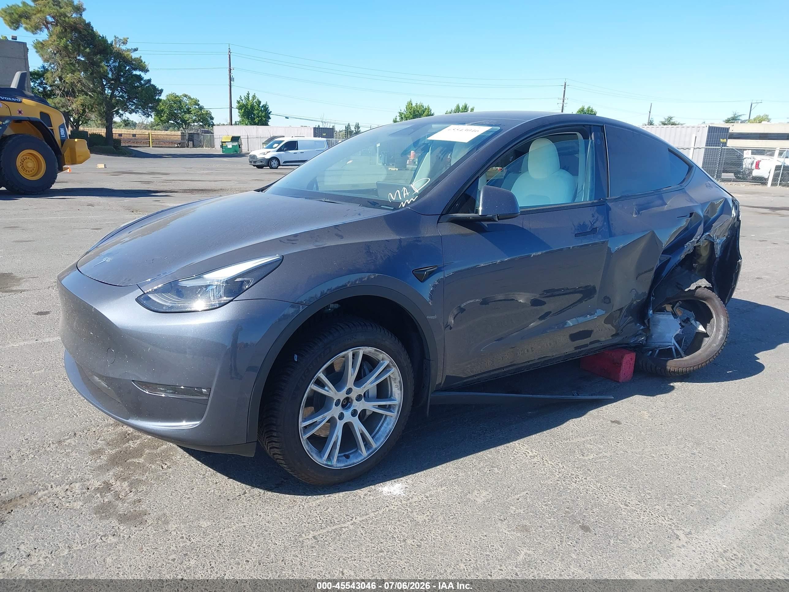 2023 TESLA MODEL Y