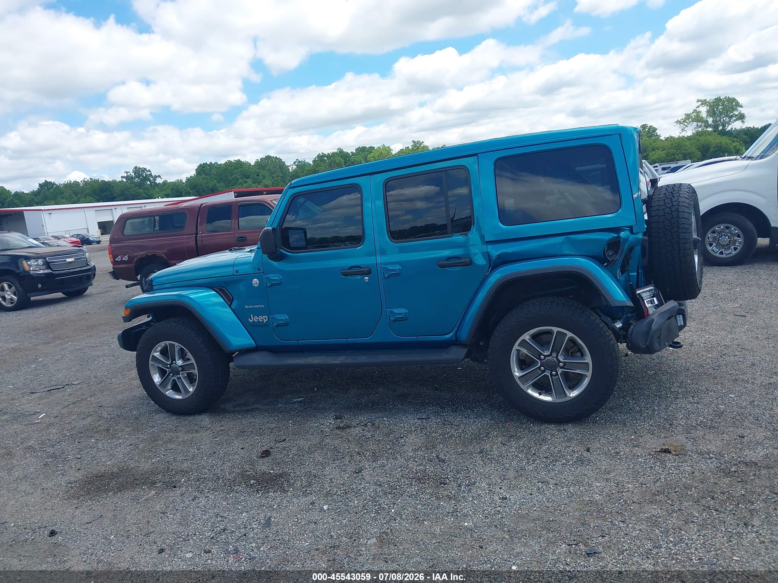 2020 JEEP WRANGLER UNLIMITED SAHARA 4X4