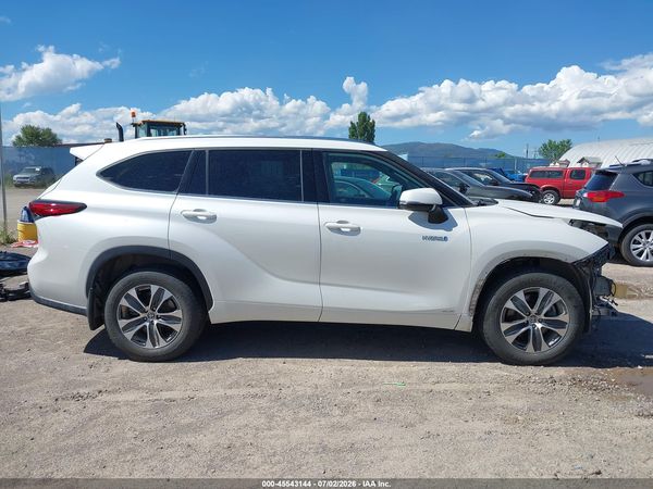 2020 TOYOTA HIGHLANDER HYBRID XLE