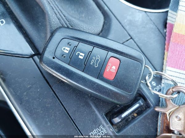 2020 TOYOTA HIGHLANDER HYBRID XLE