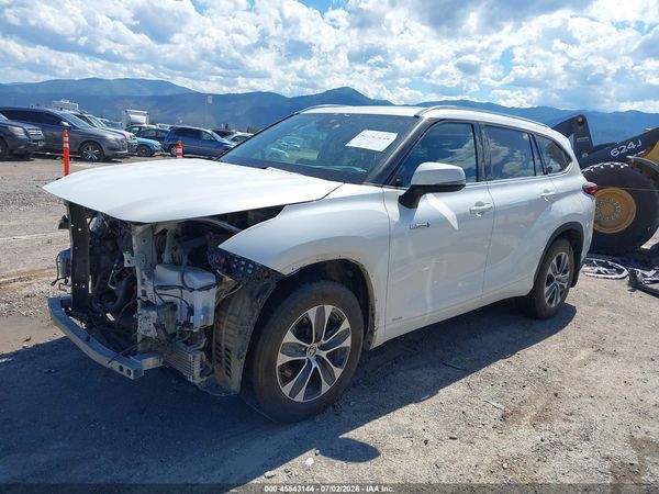 2020 TOYOTA HIGHLANDER HYBRID XLE