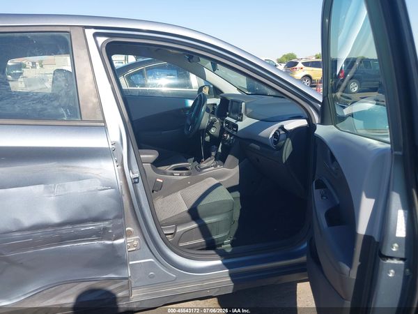 2019 HYUNDAI KONA SE