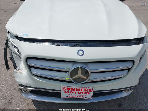 2017 MERCEDES-BENZ GLA 250