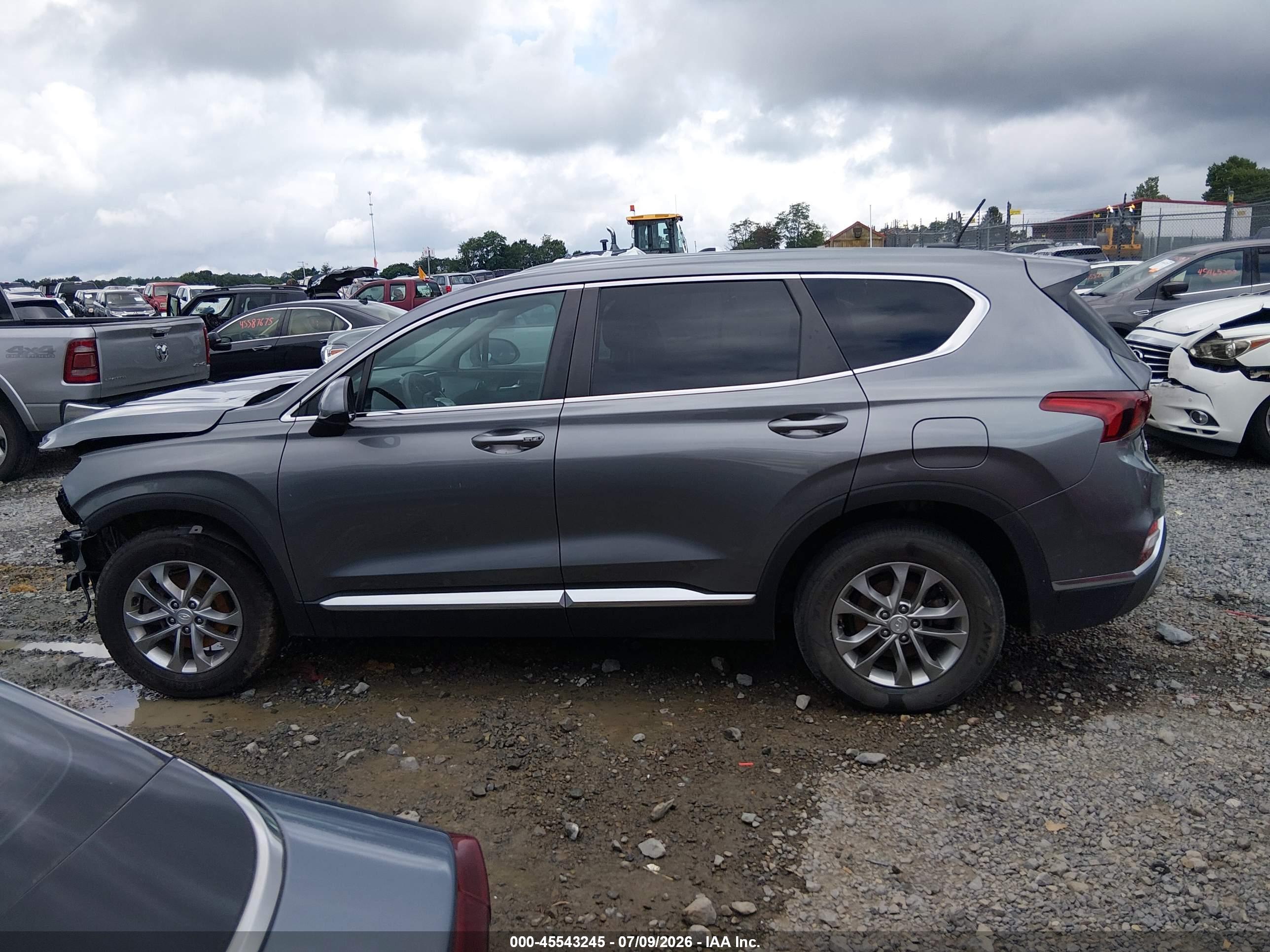 2020 HYUNDAI SANTA FE SE