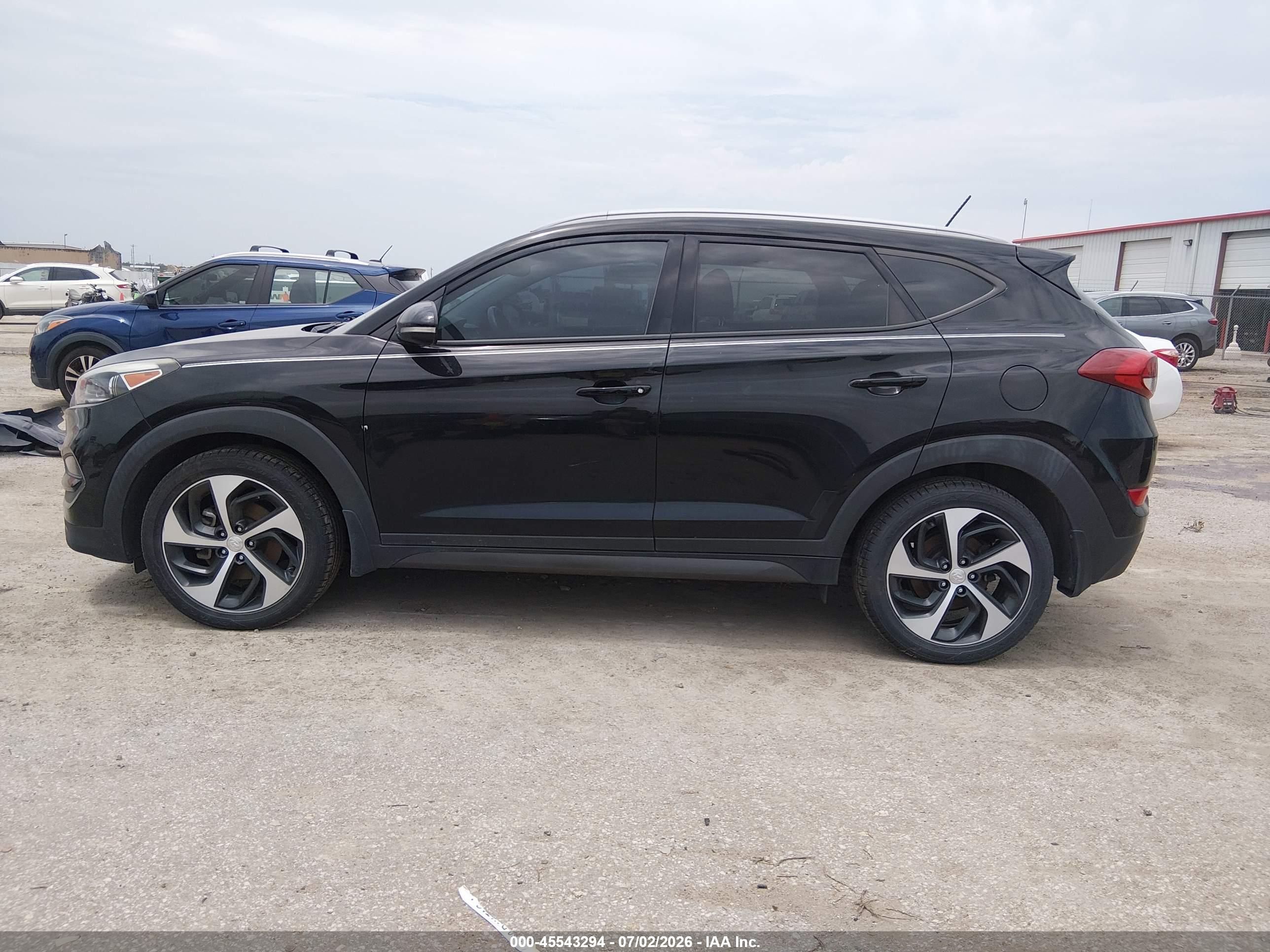2016 HYUNDAI TUCSON SPORT