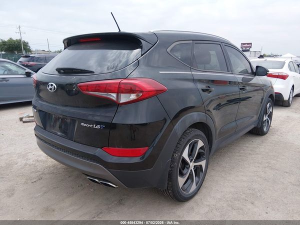 2016 HYUNDAI TUCSON SPORT