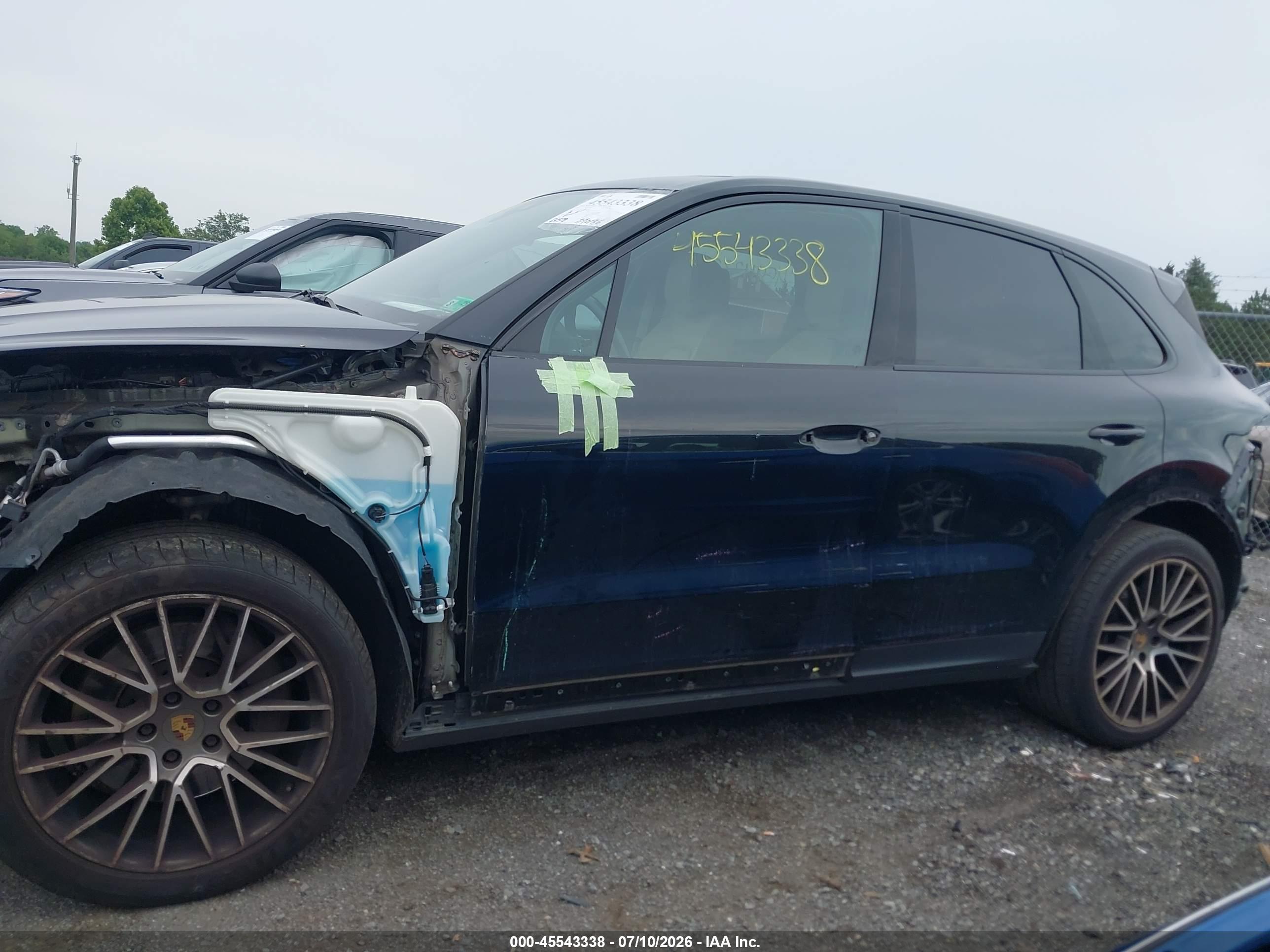 2023 PORSCHE CAYENNE PLATINUM EDITION