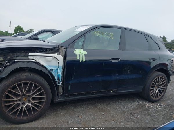 2023 PORSCHE CAYENNE PLATINUM EDITION