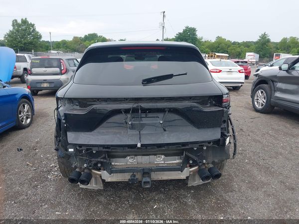 2023 PORSCHE CAYENNE PLATINUM EDITION