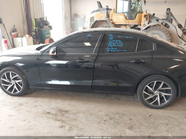 2020 VOLVO S60 T5 MOMENTUM