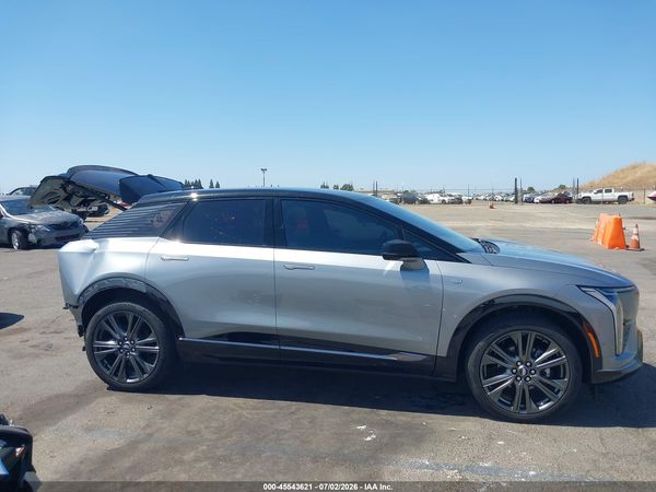 2025 CADILLAC OPTIQ SPORT 2 AWD