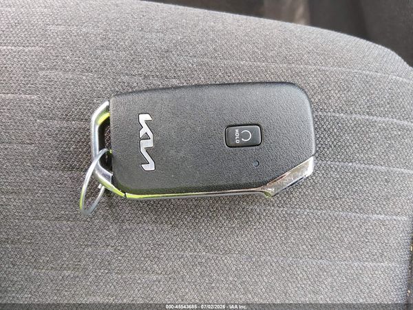 2022 KIA SELTOS S