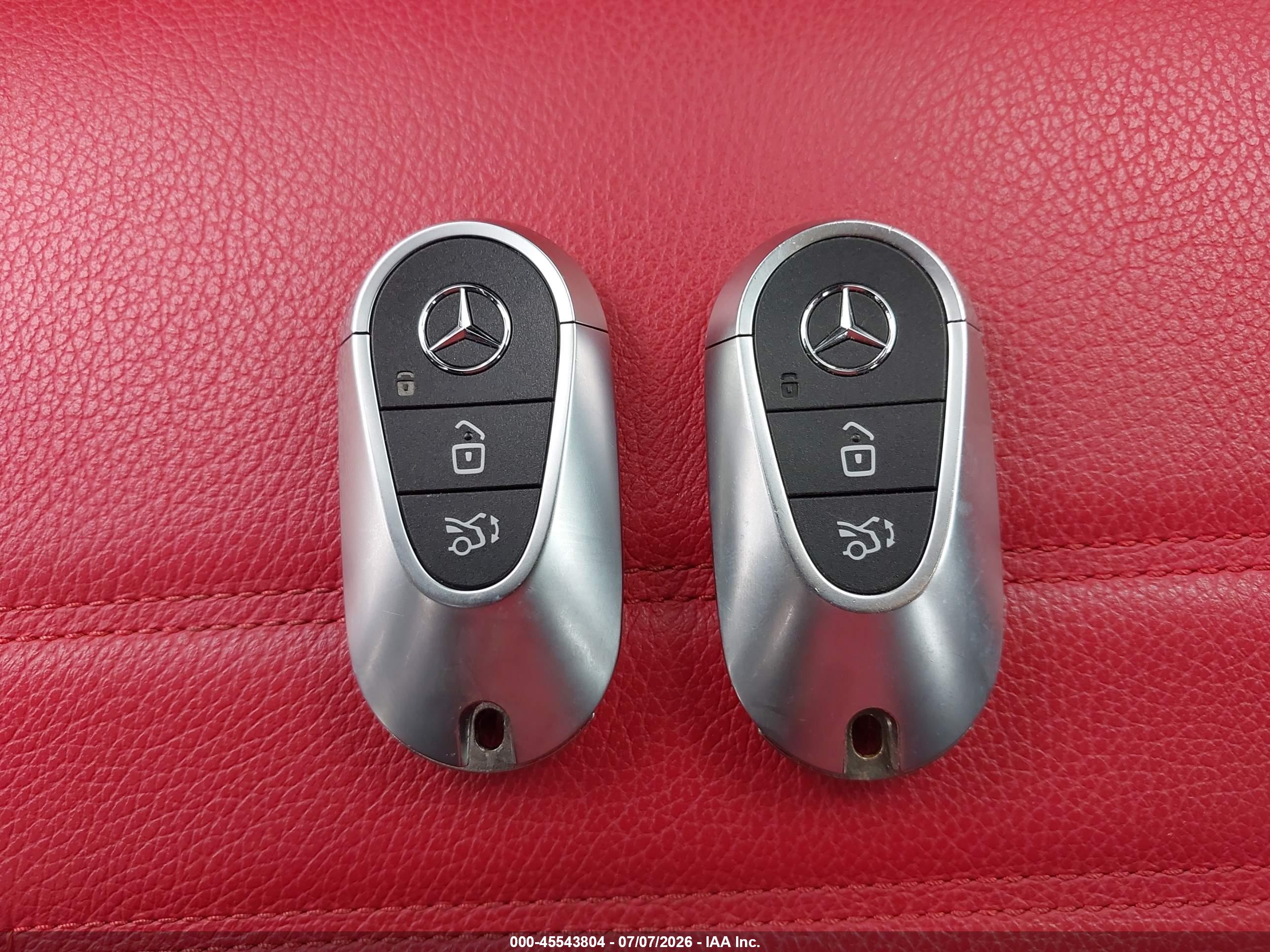 2025 MERCEDES-BENZ C 300 C300 4MATIC