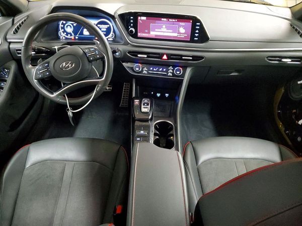 2020 HYUNDAI SONATA