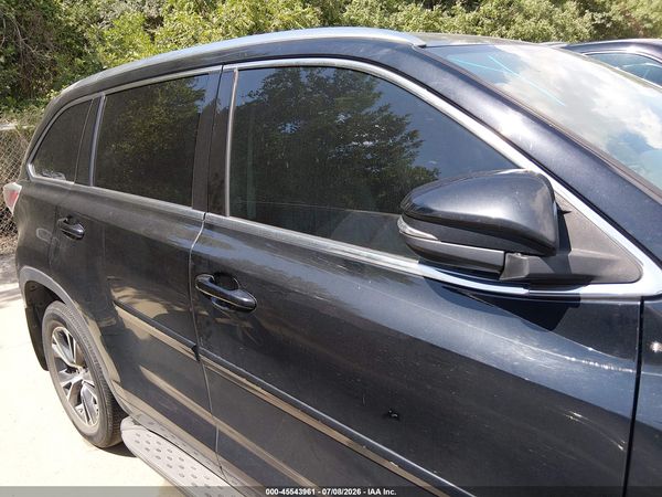 2016 TOYOTA HIGHLANDER XLE V6