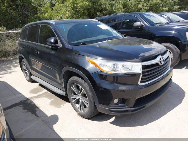 2016 TOYOTA HIGHLANDER XLE V6