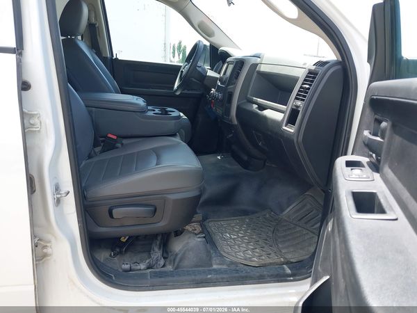 2020 RAM 1500 CLASSIC TRADESMAN  4X4 6'4 BOX