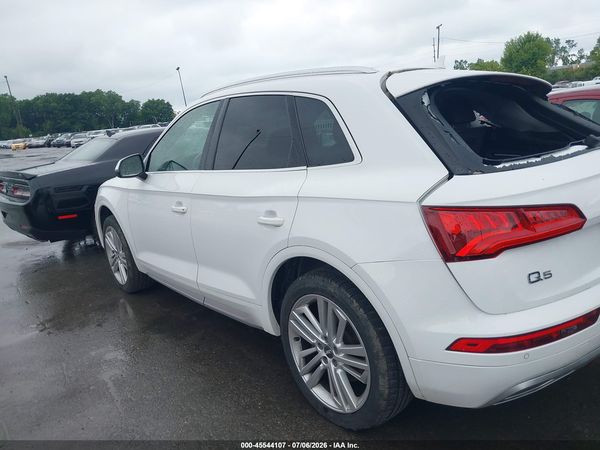 2018 AUDI Q5 quattro Prestige