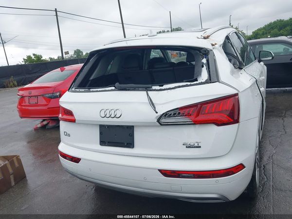 2018 AUDI Q5 quattro Prestige