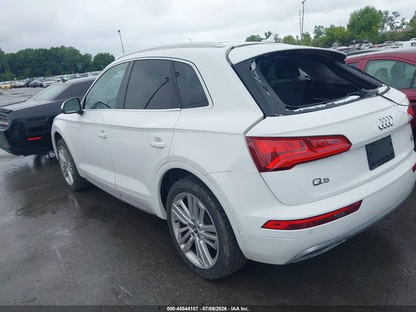 2018 AUDI Q5 quattro Prestige
