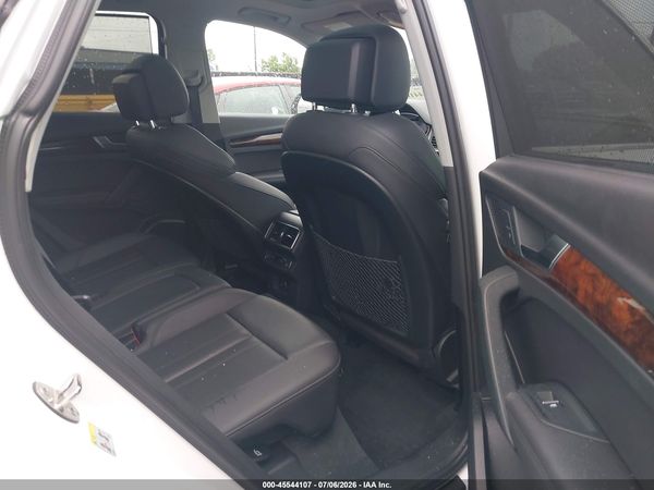 2018 AUDI Q5 quattro Prestige