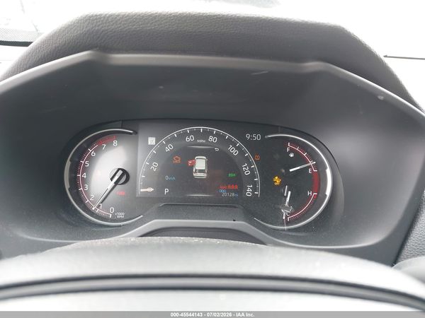 2025 TOYOTA RAV4 LE