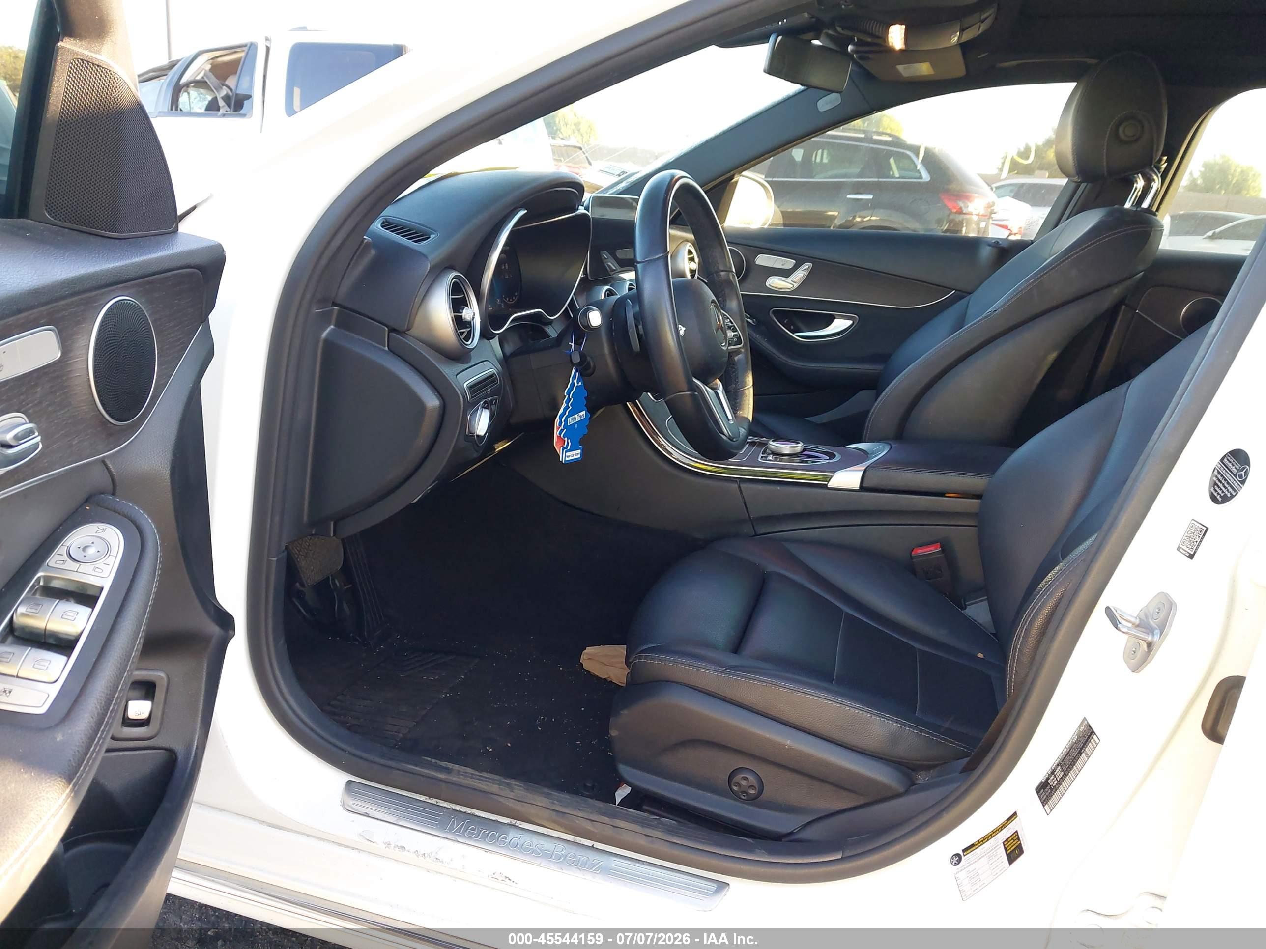 2020 MERCEDES-BENZ C 300 C300