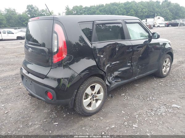 2018 KIA SOUL Base