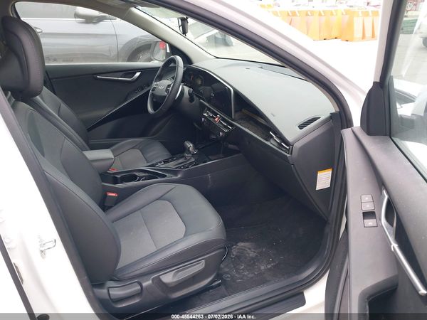 2024 KIA NIRO EX