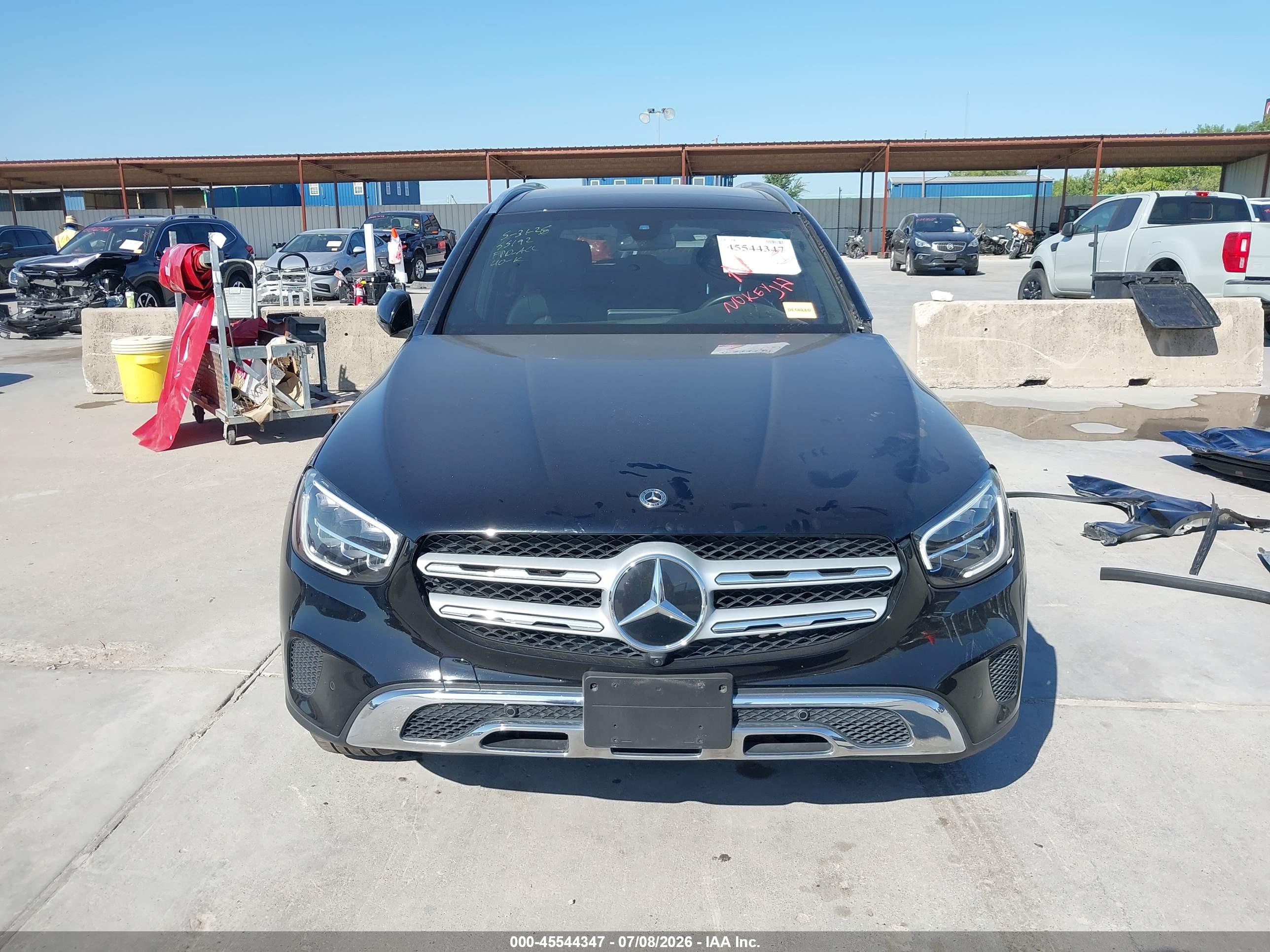 2021 MERCEDES-BENZ GLC 300 SUV