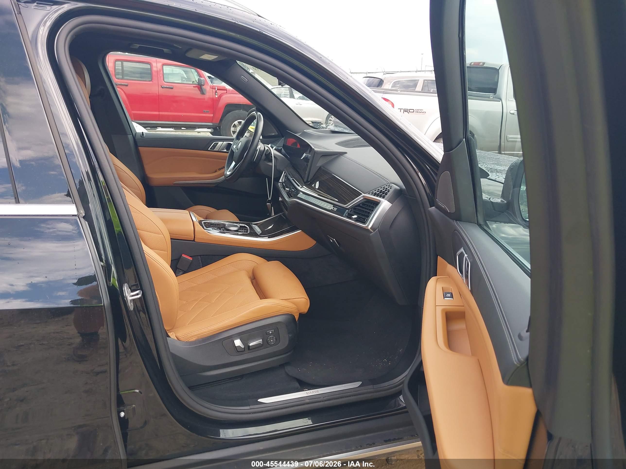 2024 BMW X5 XDRIVE40I