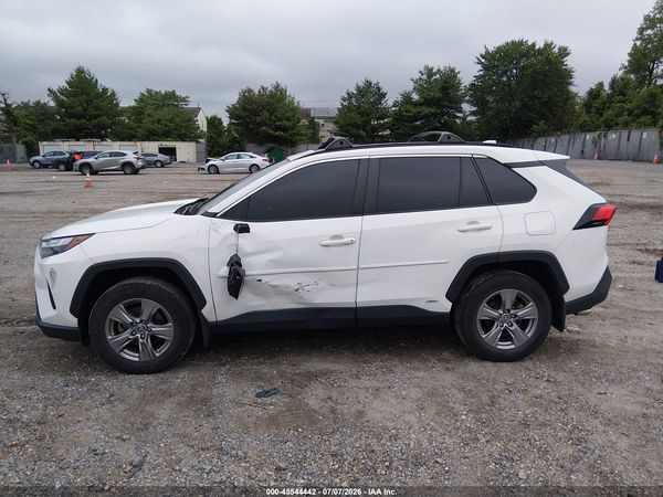 2023 TOYOTA RAV4 HYBRID XLE