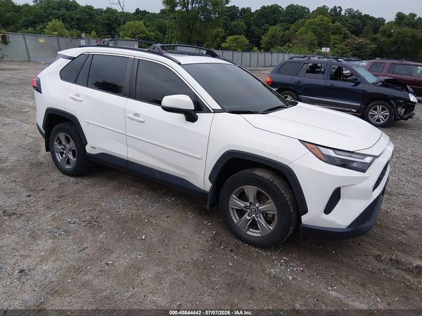 2023 TOYOTA RAV4 HYBRID XLE