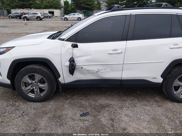 2023 TOYOTA RAV4 HYBRID XLE