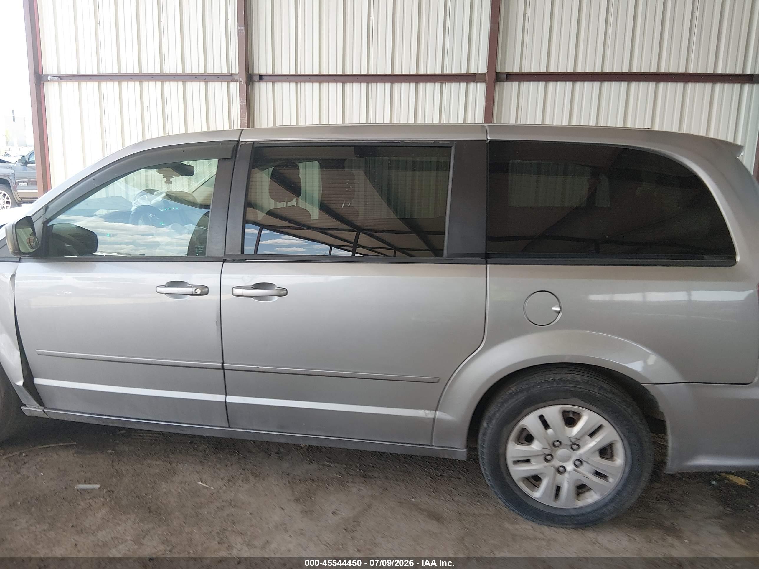 2014 DODGE GRAND CARAVAN SE
