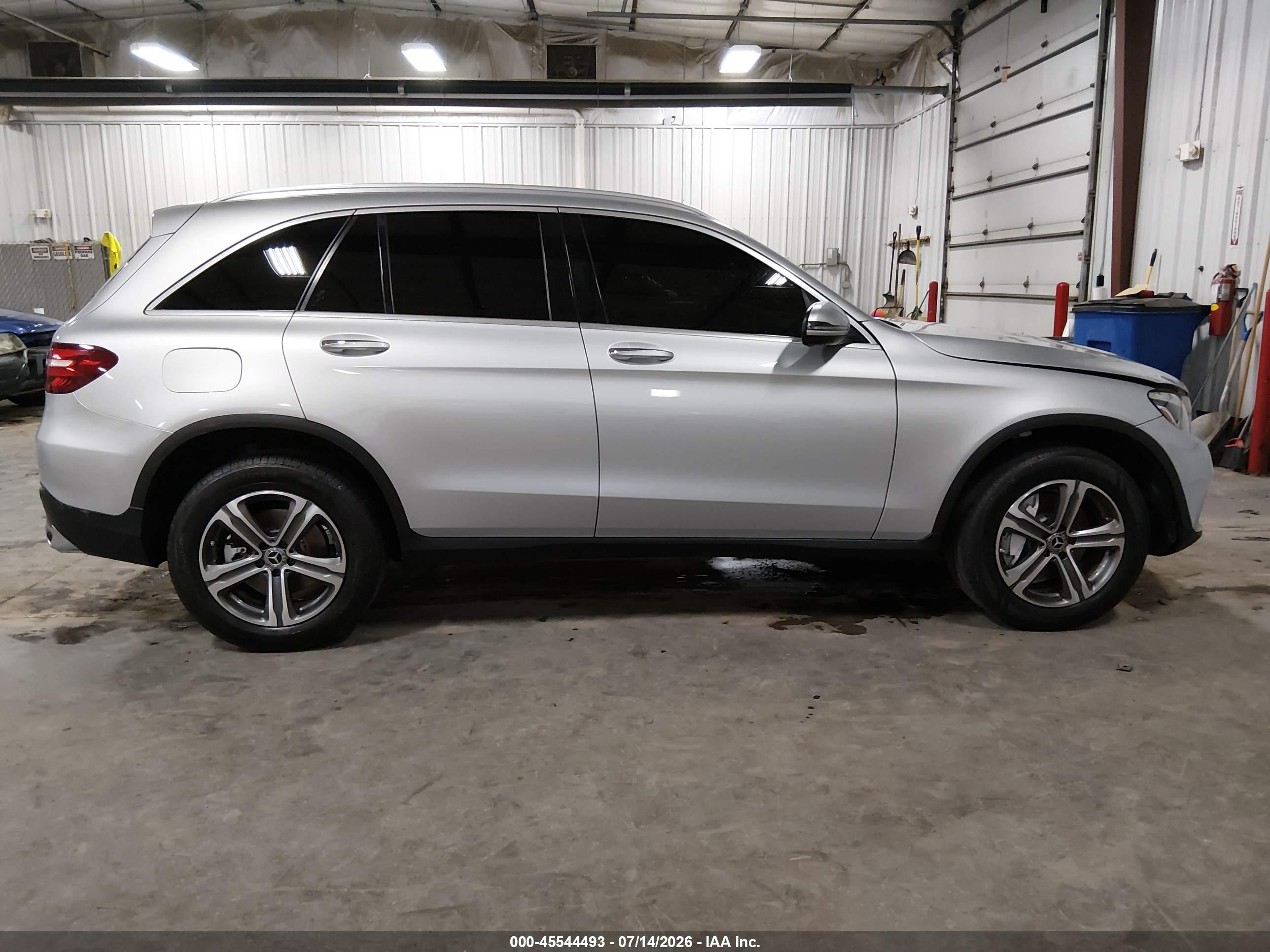 2019 MERCEDES-BENZ GLC 300 4MATIC