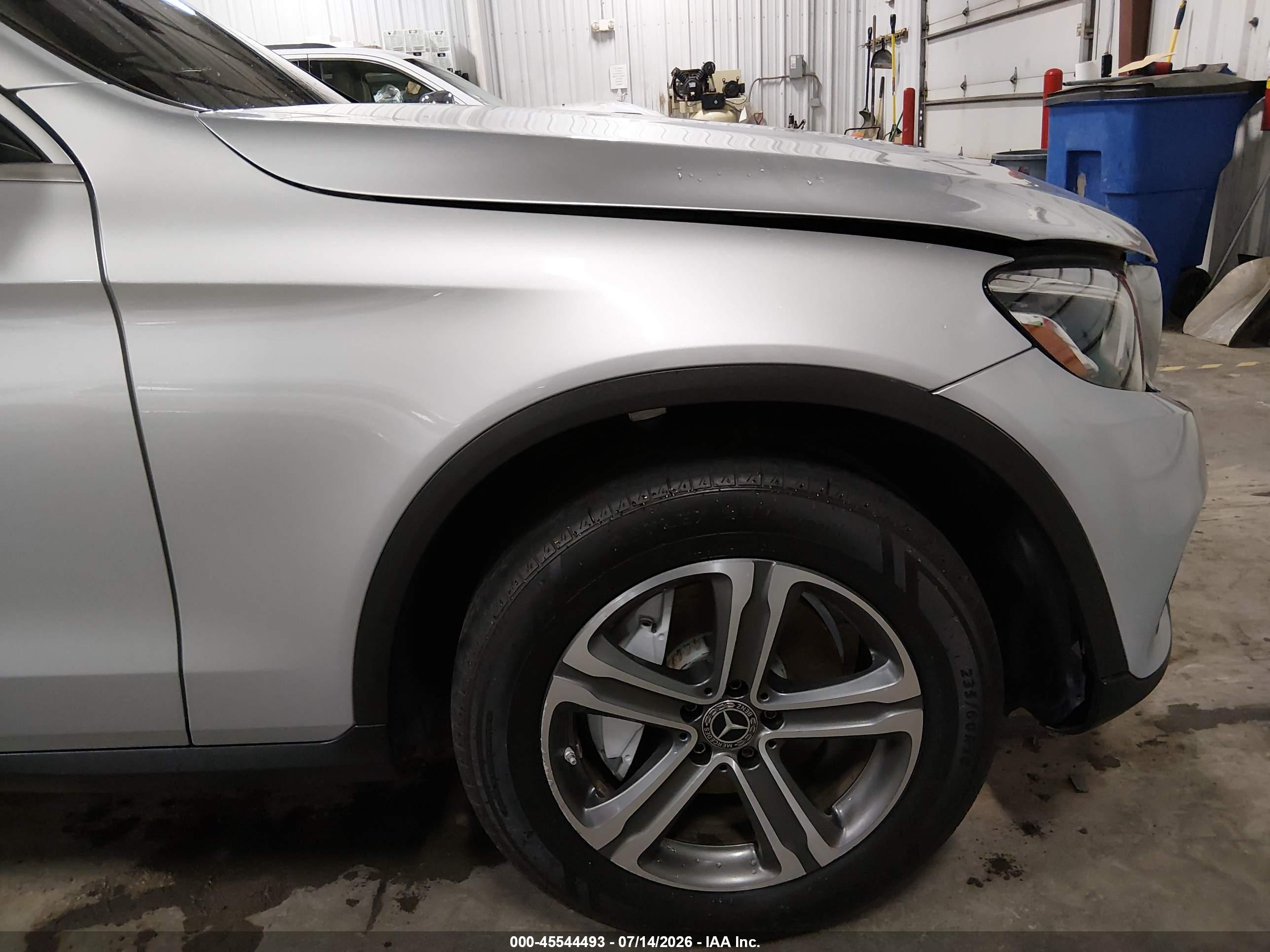2019 MERCEDES-BENZ GLC 300 4MATIC